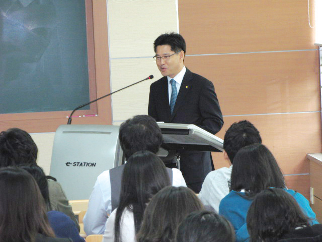 한국안경신문기사 : 건양대, 협회장 초청 취업 특강 개최